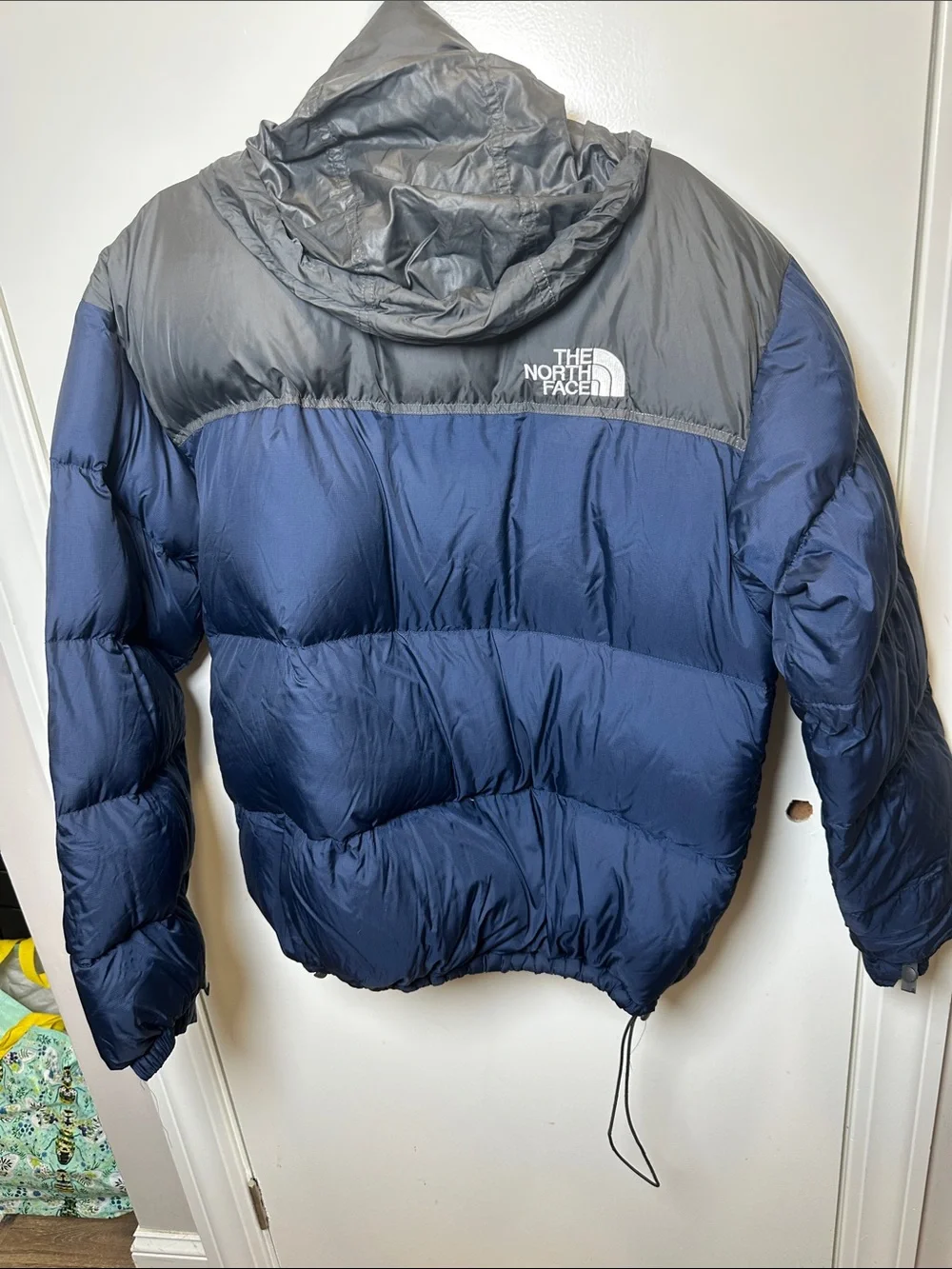 The North Face Navy and Black Men's Down Puffer Jacket (26)